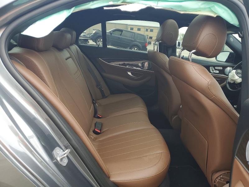 48773246 :رقم المزاد ، WDDZF4KB7JA452444 vin ، 2018 Mercedes-benz E مزاد بيع