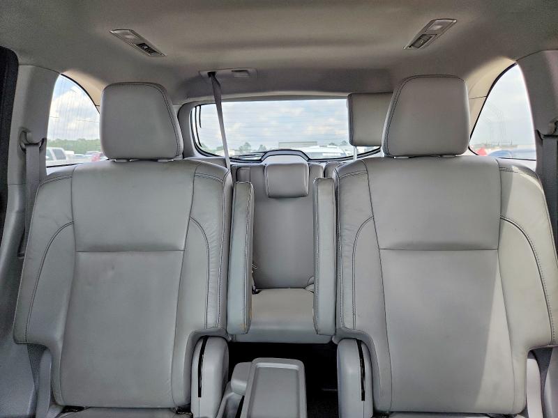 51019626 :رقم المزاد ، 5TDKZRFH4HS517133 vin ، 2017 Toyota Highlander مزاد بيع