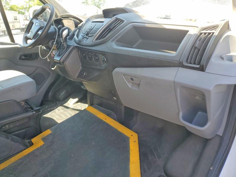 52139086 :رقم المزاد ، 1FTKR3XM9JKB52261 vin ، 2018 Ford Transit مزاد بيع