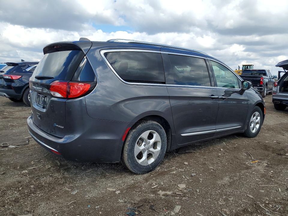 Продаж на аукціоні авто 2018 Chrysler Pacifica, vin: 2C4RC1L75JR364984, номер лоту: 47656796