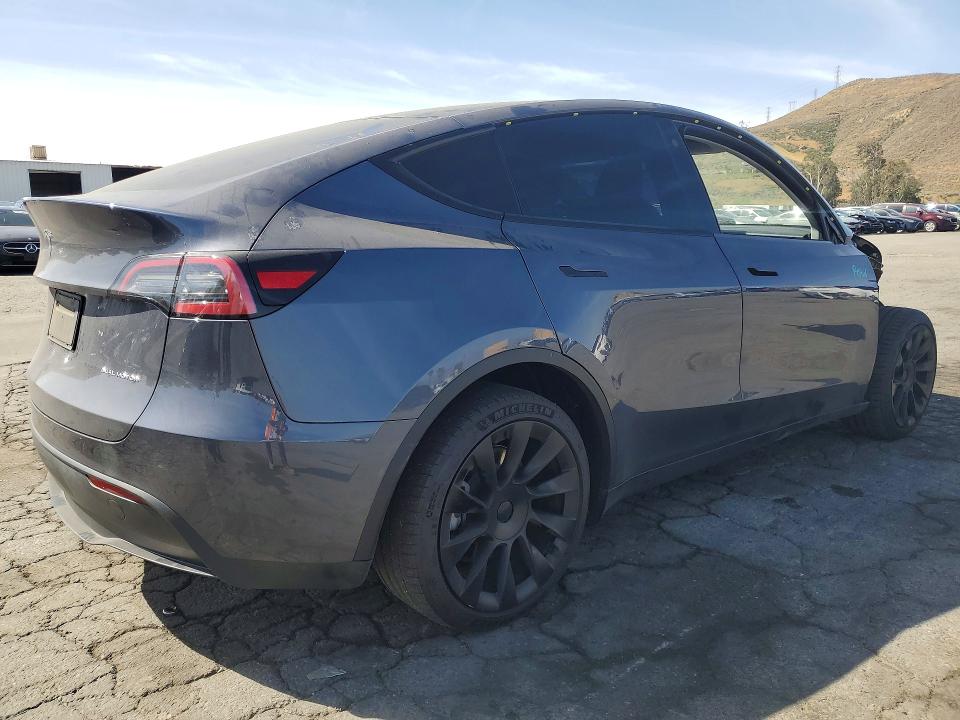 Продажа на аукционе авто 2023 Tesla Model Y, vin: 7SAYGDEE6PA128829, номер лота: 48548406