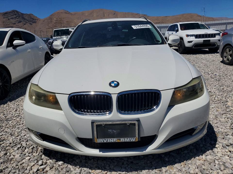 51044996 :رقم المزاد ، WBAUT9C59BA191531 vin ، 2011 Bmw 328 مزاد بيع