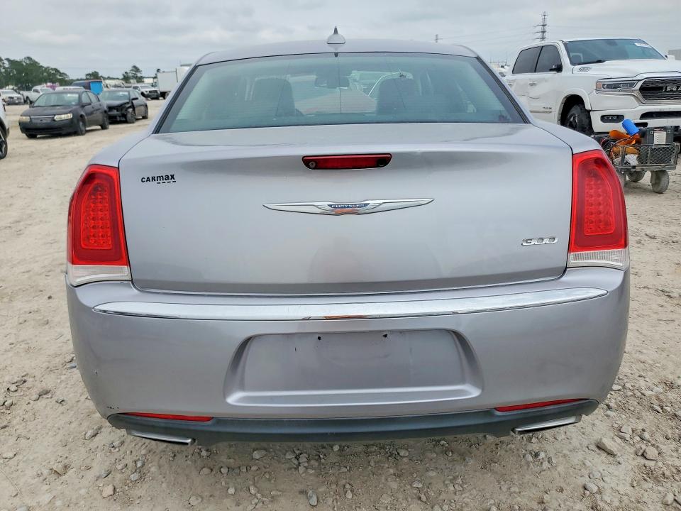 2015 Chrysler 300 მანქანა იყიდება აუქციონზე, vin: 2C3CCAAGXFH859210, აუქციონის ნომერი: 51681226