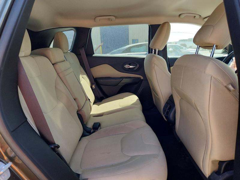 Продаж на аукціоні авто 2015 Jeep Cherokee, vin: 1C4PJLCB8FW670234, номер лоту: 48748816