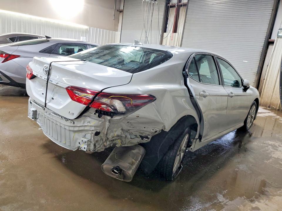 Продажа на аукционе авто 2022 Toyota Camry, vin: 4T1C11AK4NU040920, номер лота: 51641416