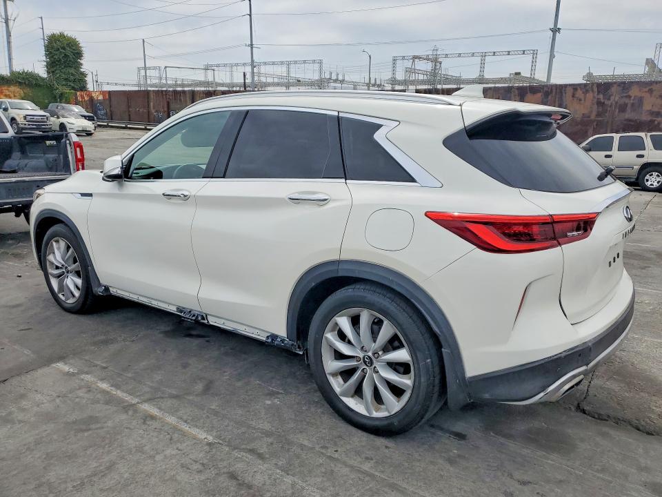 49452216 :رقم المزاد ، 3PCAJ5M10KF127370 vin ، 2019 Infiniti Qx50 مزاد بيع