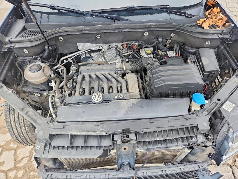 49922706 :رقم المزاد ، 1V2LR2CA9JC545969 vin ، 2018 Volkswagen Atlas مزاد بيع