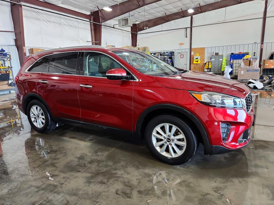 49731406 :رقم المزاد ، 5XYPG4A32KG557158 vin ، 2019 Kia Sorento مزاد بيع