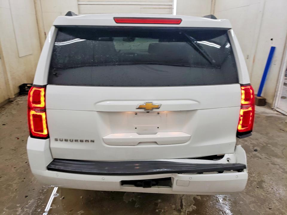 Продажа на аукционе авто 2018 Chevrolet Suburban, vin: 1GNSKHKC1JR370015, номер лота: 51446126