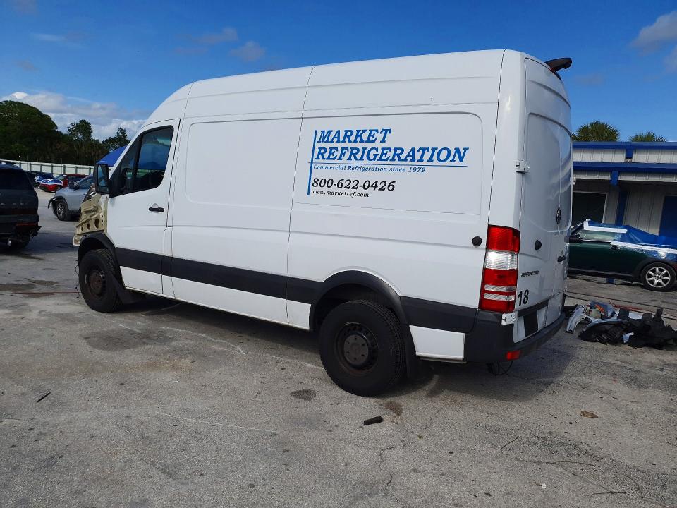 50981206 :رقم المزاد ، WD3PE7CD0JP614332 vin ، 2018 Mercedes-benz Sprinter مزاد بيع