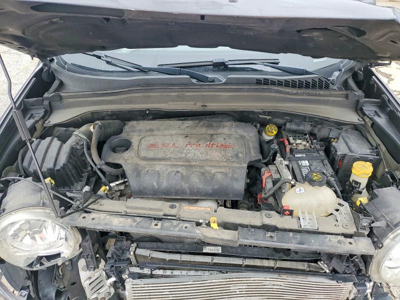 Продаж на аукціоні авто 2018 Jeep Renegade, vin: ZACCJABB5JPJ25924, номер лоту: 49477496
