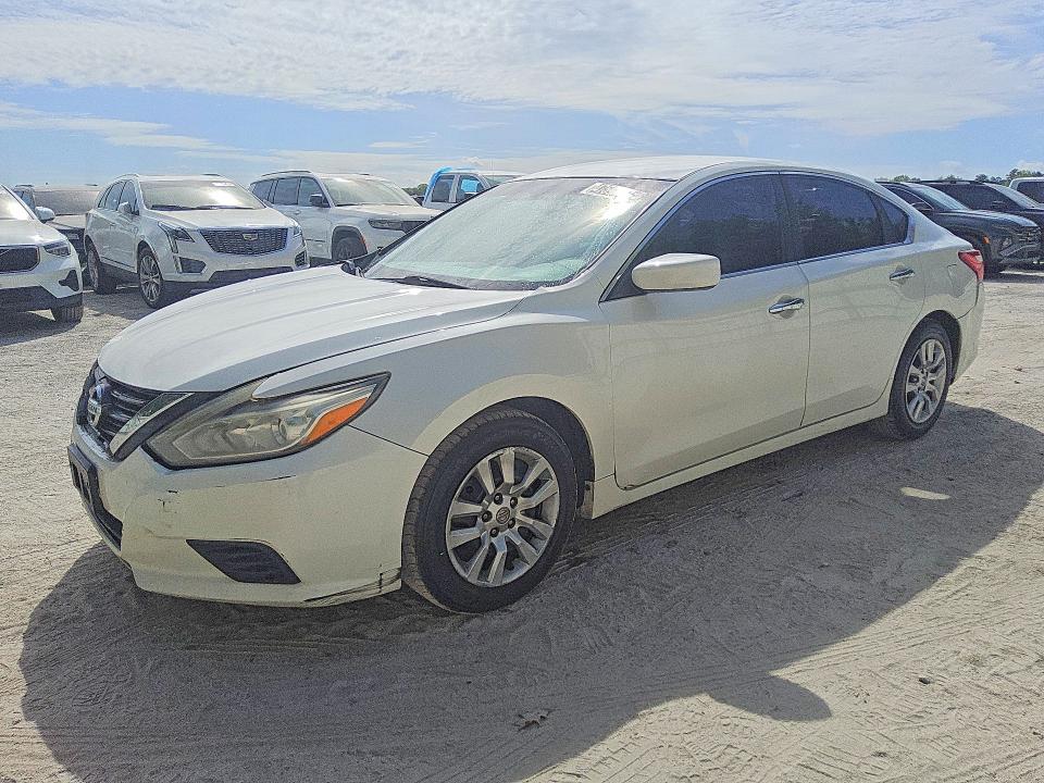 Продажа на аукционе авто 2016 Nissan Altima, vin: 1N4AL3AP0GN341071, номер лота: 47599116