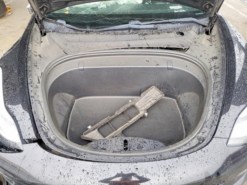 Продажа на аукционе авто 2018 Tesla Model 3, vin: 5YJ3E1EA2JF172670, номер лота: 50510996