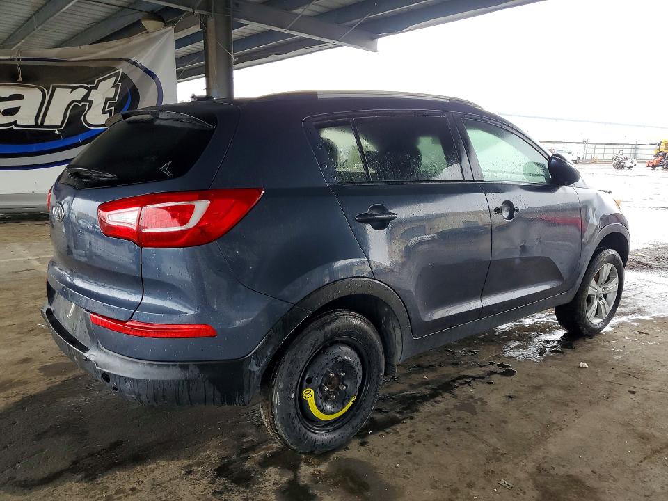 2011 Kia Sportage მანქანა იყიდება აუქციონზე, vin: KNDPB3A29B7077714, აუქციონის ნომერი: 49761906