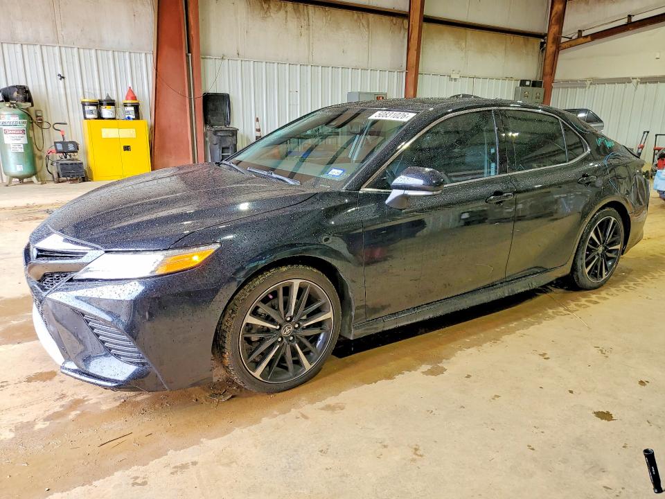 50831026 :رقم المزاد ، 4T1K61AK4LU872154 vin ، 2020 Toyota Camry مزاد بيع