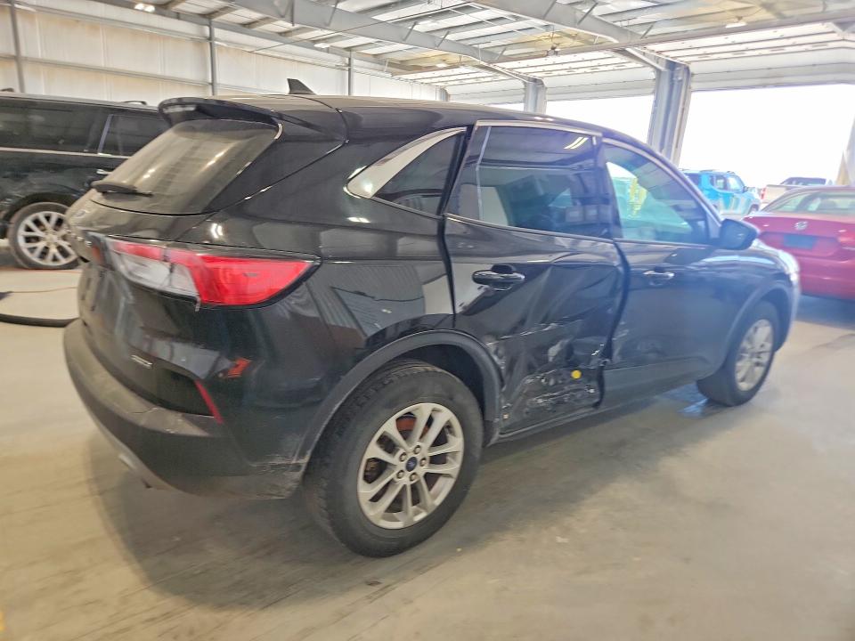 2022 Ford Escape მანქანა იყიდება აუქციონზე, vin: 1FMCU9BZ5NUA67139, აუქციონის ნომერი: 50821896