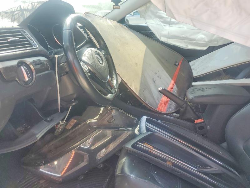 51562446 :رقم المزاد ، 1VWBS7A3XGC038605 vin ، 2016 Volkswagen Passat مزاد بيع