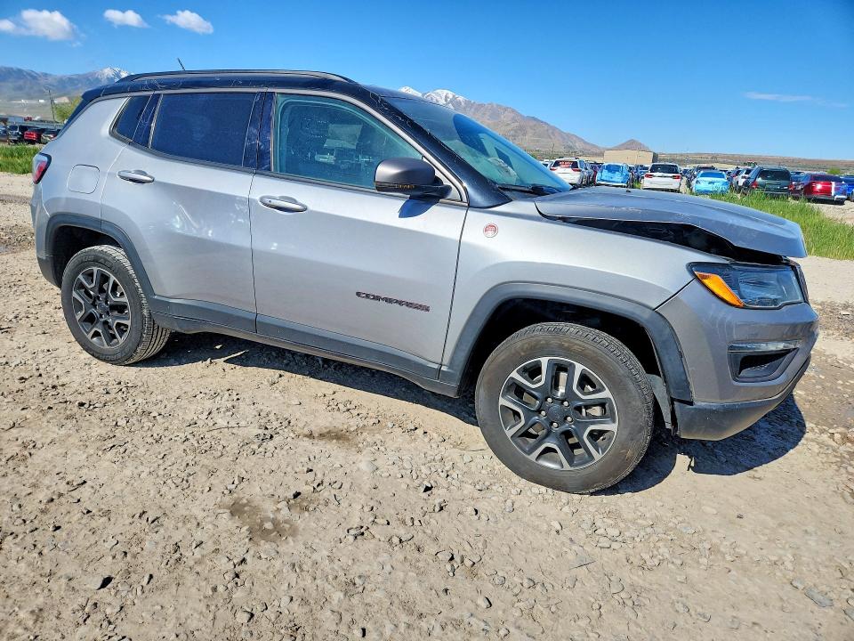 2019 Jeep Compass მანქანა იყიდება აუქციონზე, vin: 3C4NJDDBXKT660557, აუქციონის ნომერი: 51798936