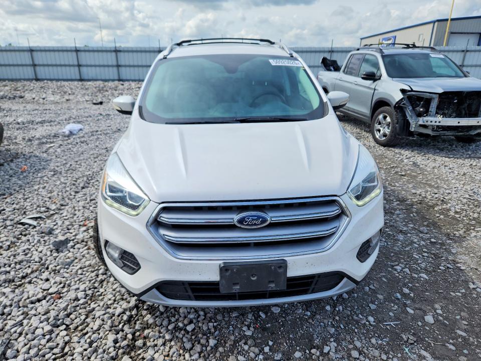 Продажа на аукционе авто 2017 Ford Escape, vin: 1FMCU0JD8HUD16636, номер лота: 50925026
