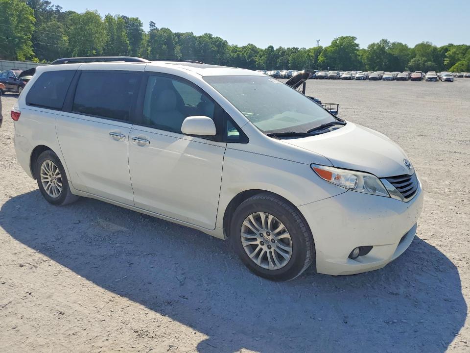50735496 :رقم المزاد ، 5TDYK3DC7GS722785 vin ، 2016 Toyota Sienna مزاد بيع