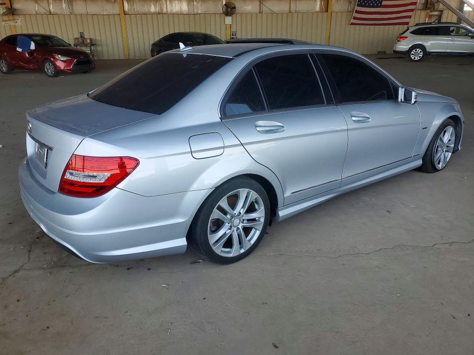 Продажа на аукционе авто 2012 Mercedes-benz C, vin: WDDGF4HBXCA668130, номер лота: 51544616