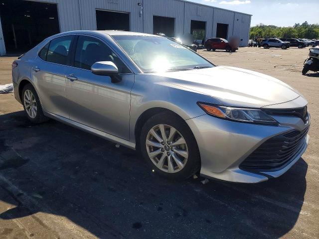 2018 Toyota Camry მანქანა იყიდება აუქციონზე, vin: 4T1B11HK4JU091457, აუქციონის ნომერი: 48777676