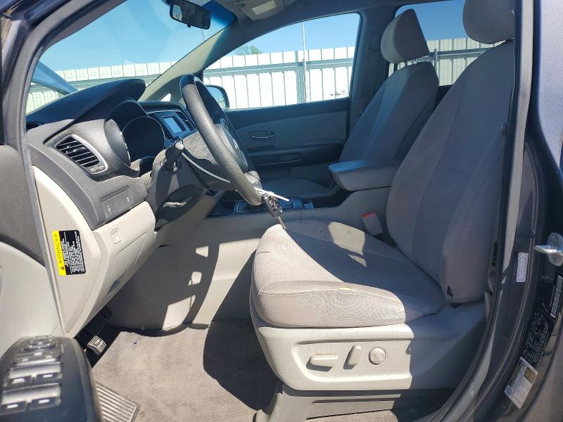 51458296 :رقم المزاد ، KNDMB5C19H6306362 vin ، 2017 Kia Sedona مزاد بيع