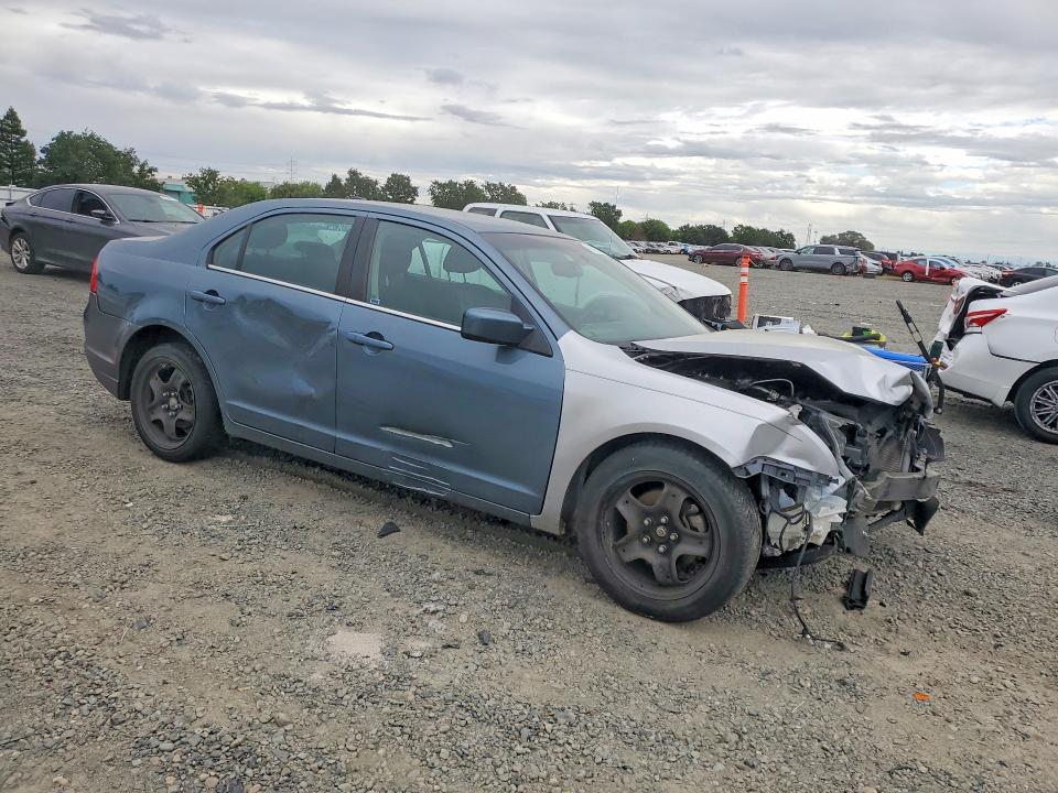 2011 Ford Fusion მანქანა იყიდება აუქციონზე, vin: 3FAHP0HA0BR261357, აუქციონის ნომერი: 50502856