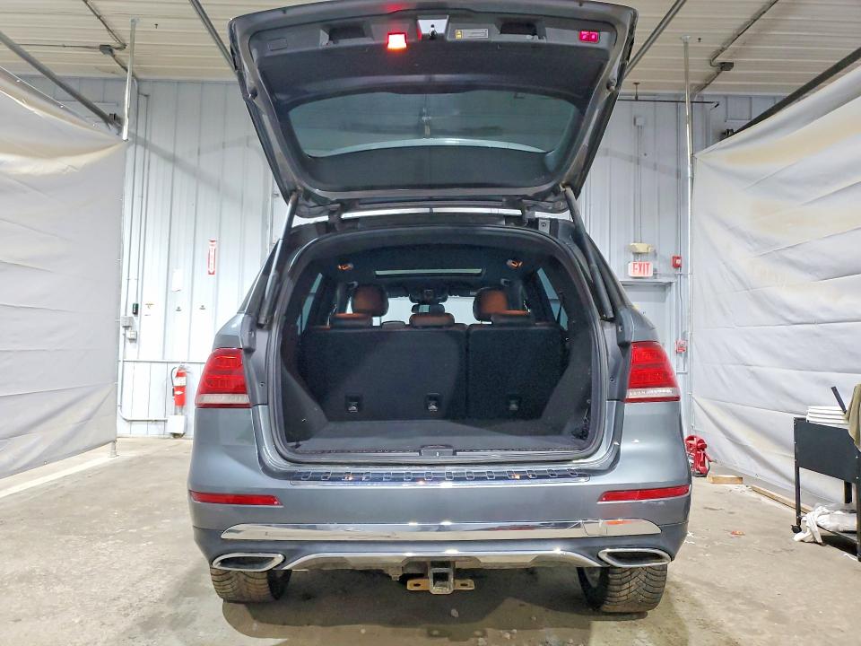 50075146 :رقم المزاد ، 4JGDA5HB4HA949375 vin ، 2017 Mercedes-benz Gle مزاد بيع