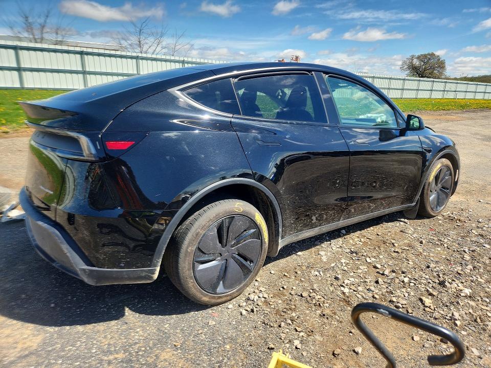 2026 Tesla Model Y მანქანა იყიდება აუქციონზე, vin: 7SAYGDEE6TF421336, აუქციონის ნომერი: 51372056