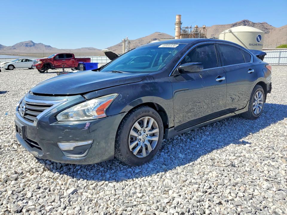 2015 Nissan Altima მანქანა იყიდება აუქციონზე, vin: 1N4AL3AP3FN325025, აუქციონის ნომერი: 48985336