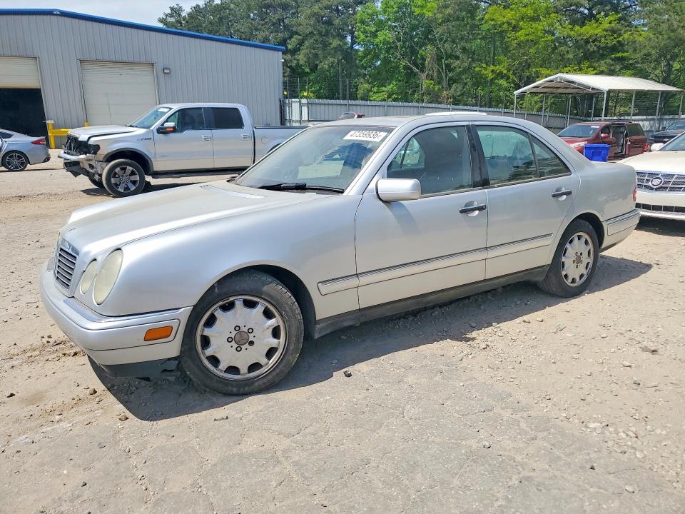 Продажа на аукционе авто 1998 Mercedes-benz E, vin: WDBJF65F1WA598362, номер лота: 47359936