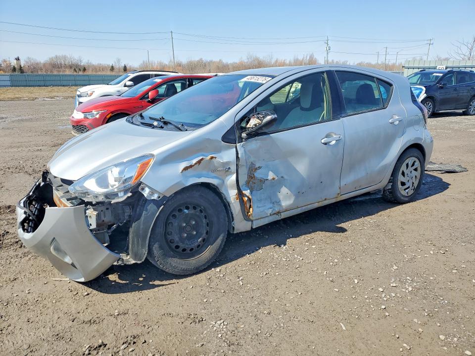 Продажа на аукционе авто 2015 Toyota Prius C, vin: JTDKDTB36F1581562, номер лота: 48615276