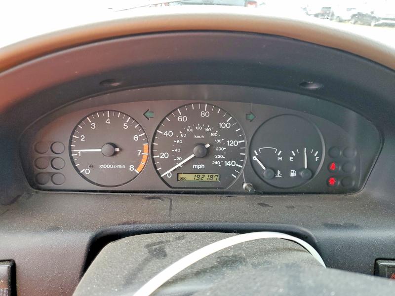 50342926 :رقم المزاد ، 1YVGF22C9X5880008 vin ، 1999 Mazda 626 مزاد بيع