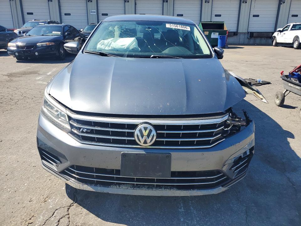 Продажа на аукционе авто 2017 Volkswagen Passat, vin: 1VWDT7A30HC063438, номер лота: 51561806
