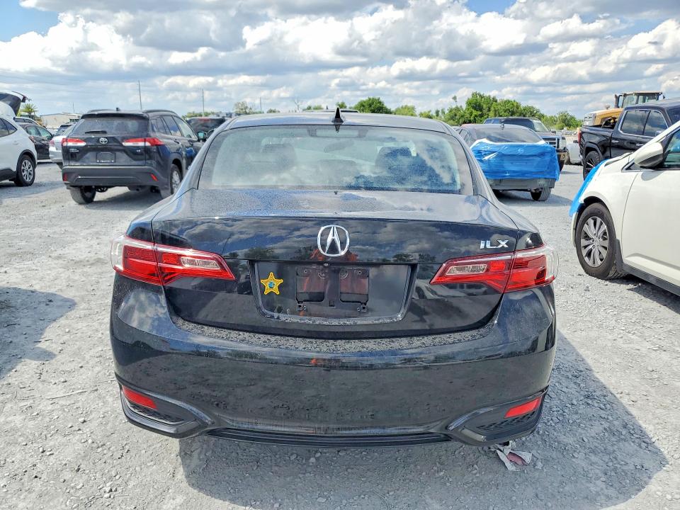 51171436 :رقم المزاد ، 19UDE2F34JA005392 vin ، 2018 Acura Ilx مزاد بيع