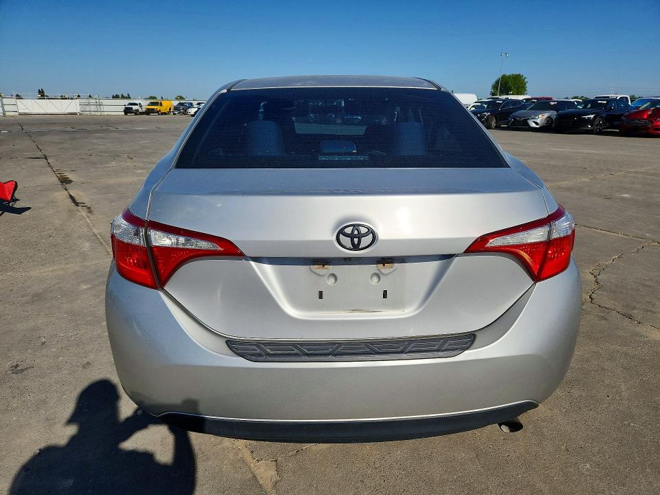 Продаж на аукціоні авто 2015 Toyota Corolla, vin: 5YFBURHE6FP253226, номер лоту: 51468386