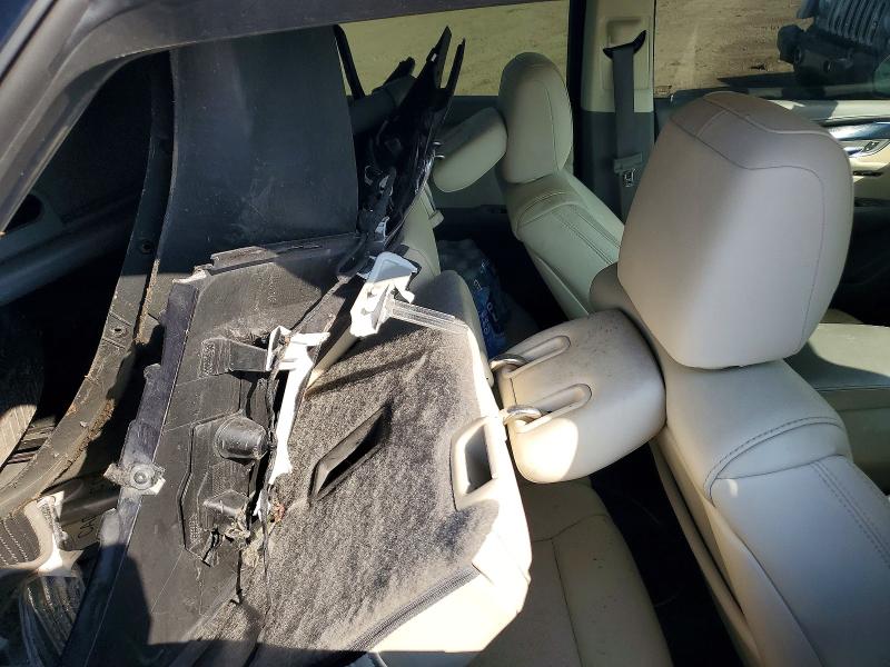 50587686 :رقم المزاد ، 1GYKNERS6HZ166374 vin ، 2017 Cadillac Xt5 مزاد بيع
