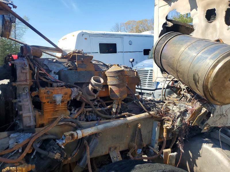 49108496 :رقم المزاد ، 1NP5LB0X5WN445523 vin ، 1998 Peterbilt 379 مزاد بيع
