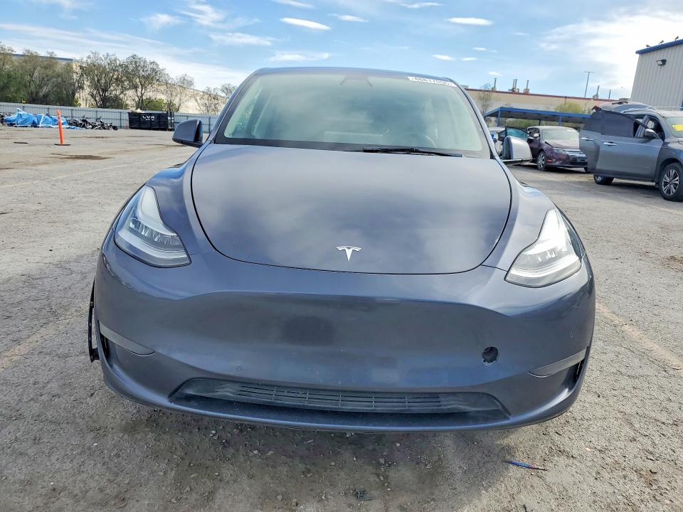 Продажа на аукционе авто 2022 Tesla Model Y, vin: 7SAYGDEE0NF380401, номер лота: 48817096