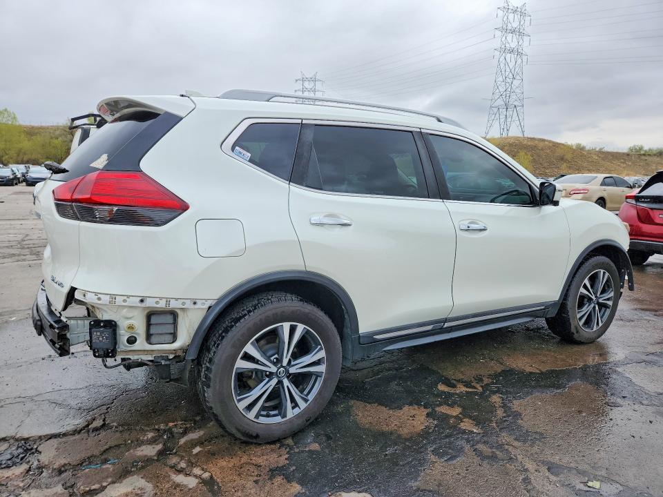 Продажа на аукционе авто 2017 Nissan Rogue, vin: 5N1AT2MV2HC846844, номер лота: 51990946