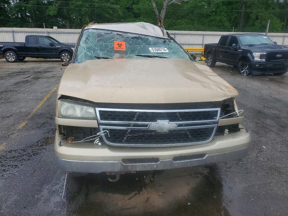 51840716 :رقم المزاد ، 2GCEC13Z961336479 vin ، 2006 Chevrolet Silverado مزاد بيع