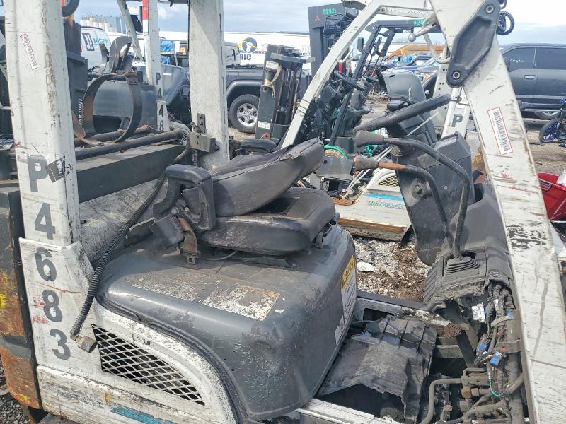 2016 Unicariers Forklift მანქანა იყიდება აუქციონზე, vin: CP1F29W22863, აუქციონის ნომერი: 53842276