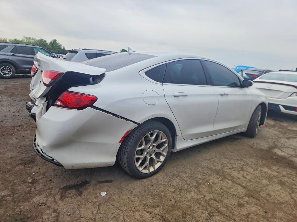 50853106 :رقم المزاد ، 1C3CCCEG9FN589500 vin ، 2015 Chrysler 200 مزاد بيع
