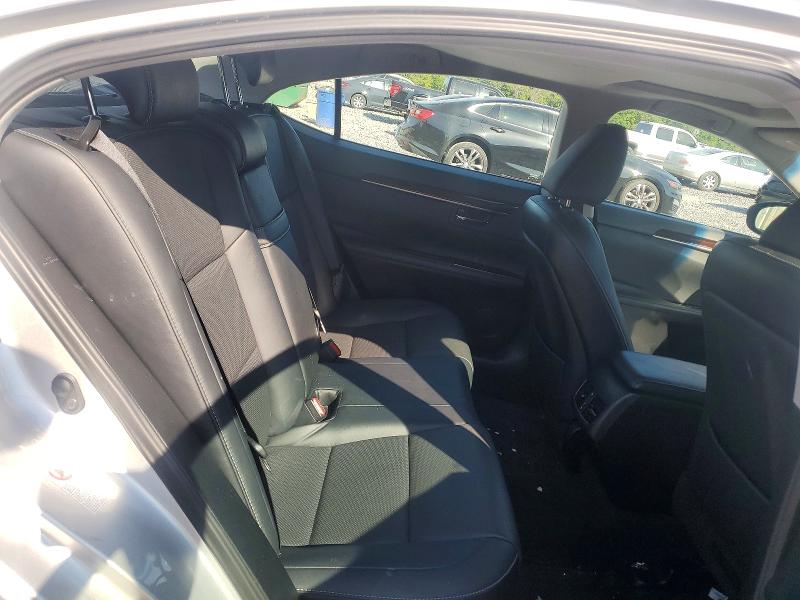 50744866 :رقم المزاد ، 58ABK1GG4HU047374 vin ، 2017 Lexus Es مزاد بيع