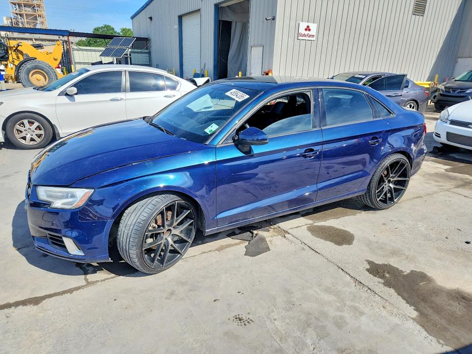 Продаж на аукціоні авто 2017 Audi A3, vin: WAUAUGFF4H1049444, номер лоту: 48864386
