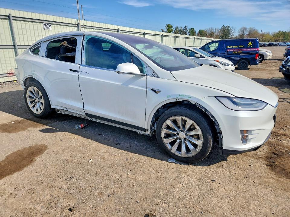 2020 Tesla Model X მანქანა იყიდება აუქციონზე, vin: 5YJXCBE29LF233344, აუქციონის ნომერი: 47647036