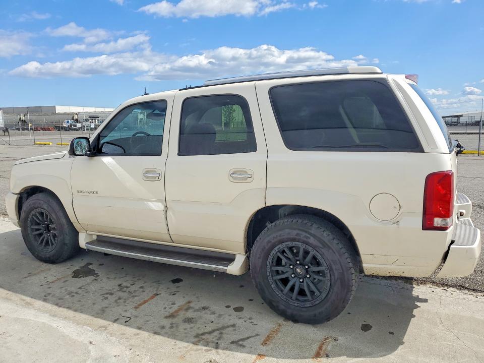 2004 Cadillac Escalade მანქანა იყიდება აუქციონზე, vin: 1GYEK63N94R103858, აუქციონის ნომერი: 50345486