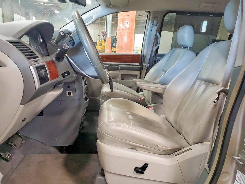 51884396 :رقم المزاد ، 2A8HR54169R618718 vin ، 2009 Chrysler Town & Country مزاد بيع