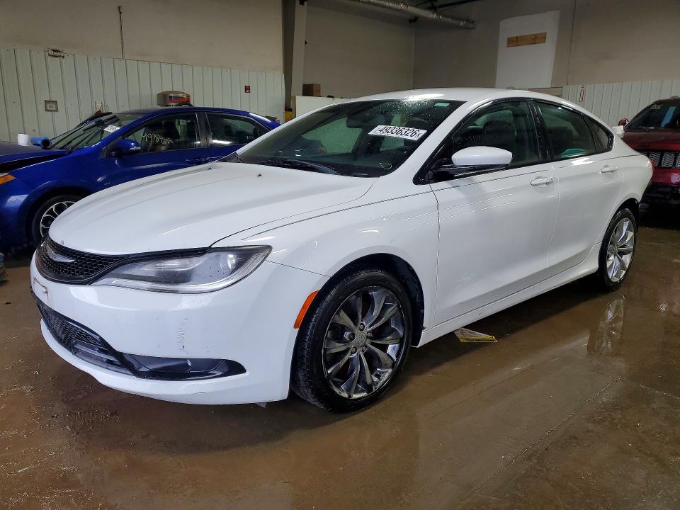49336326 :رقم المزاد ، 1C3CCCBG5FN515589 vin ، 2015 Chrysler 200 مزاد بيع